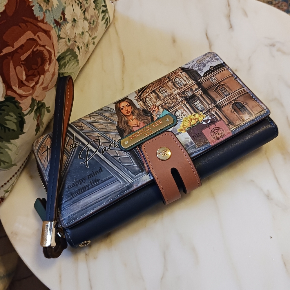 NWOT Nikky By Nicole Lee Clutch With Wristlet Strap, Tour De Paris Design